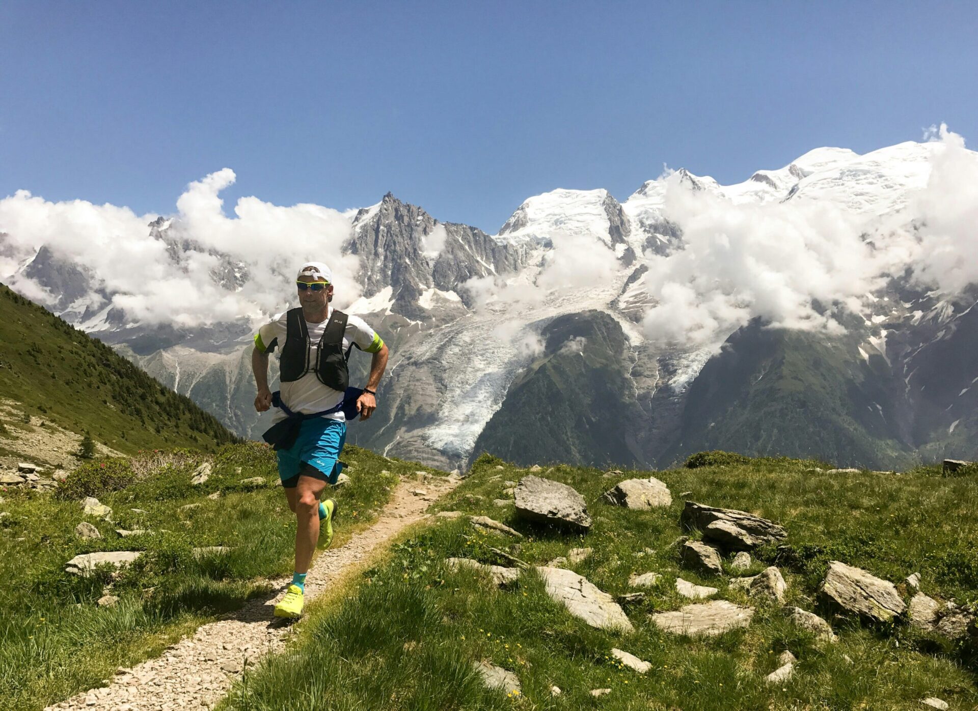 découvrez le monde du trail running avec nos conseils, équipements et parcours adaptés à tous les niveaux, pour une expérience de course en pleine nature inoubliable.